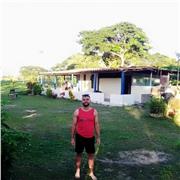 Profesor matemáticas, física. Ampliamente conocimiento en el ámbito laboral de generación de energías